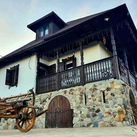 Vila Casa Cu Cerdac Nucşoara Exteriér fotografie